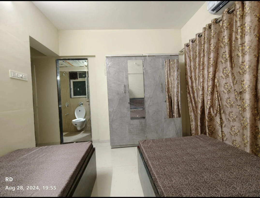 1 BHK Flat for PG in Goregaon West