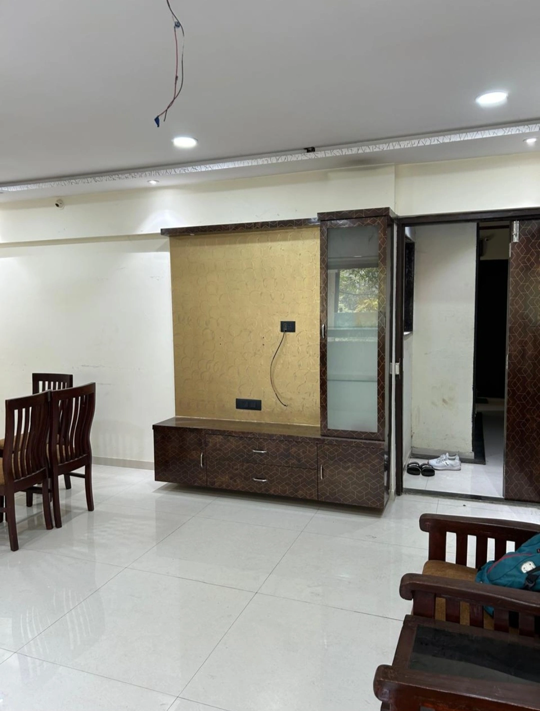2 BHK Flat for rent in Malad West