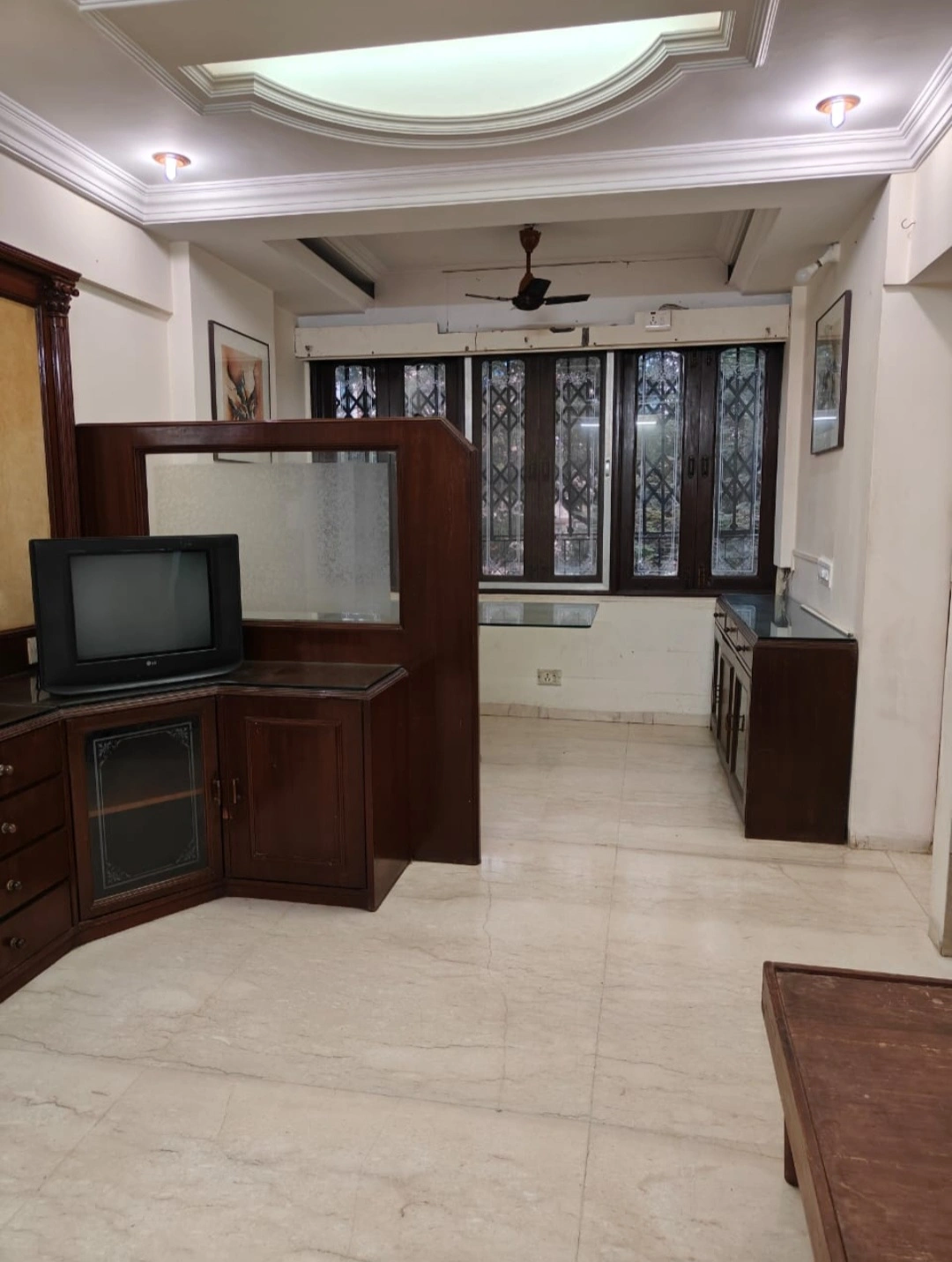 2 BHK Flat for rent in Malad West