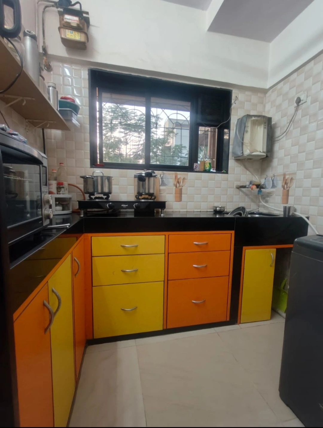 1 BHK Flat for rent in Malad West