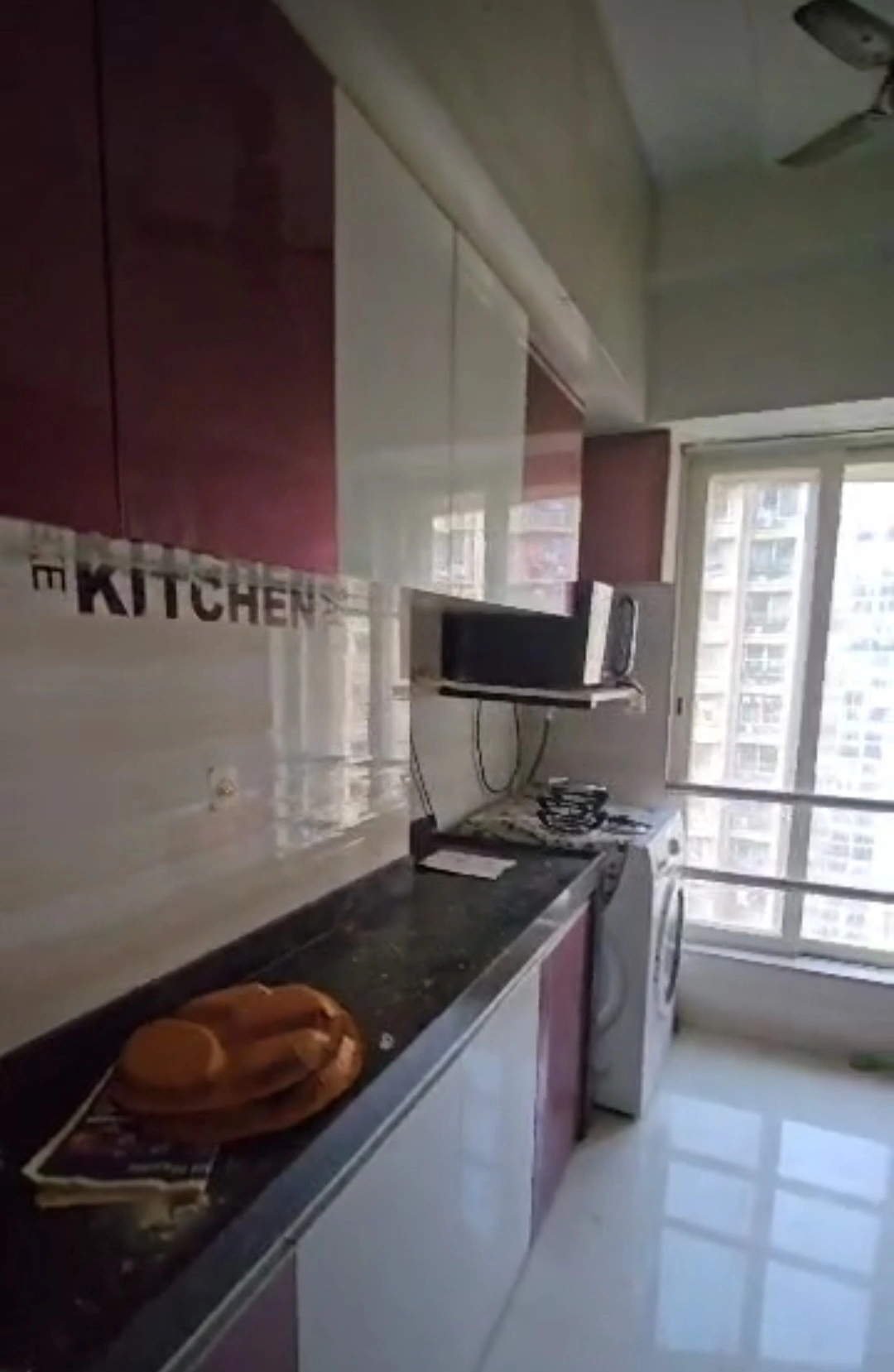 1 BHK Flat for rent in Malad West