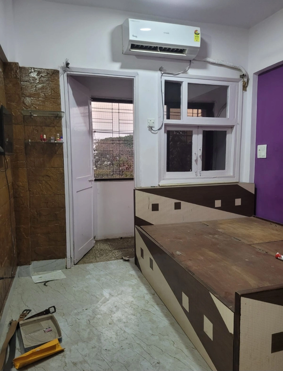 1 BHK Flat for rent in Malad West
