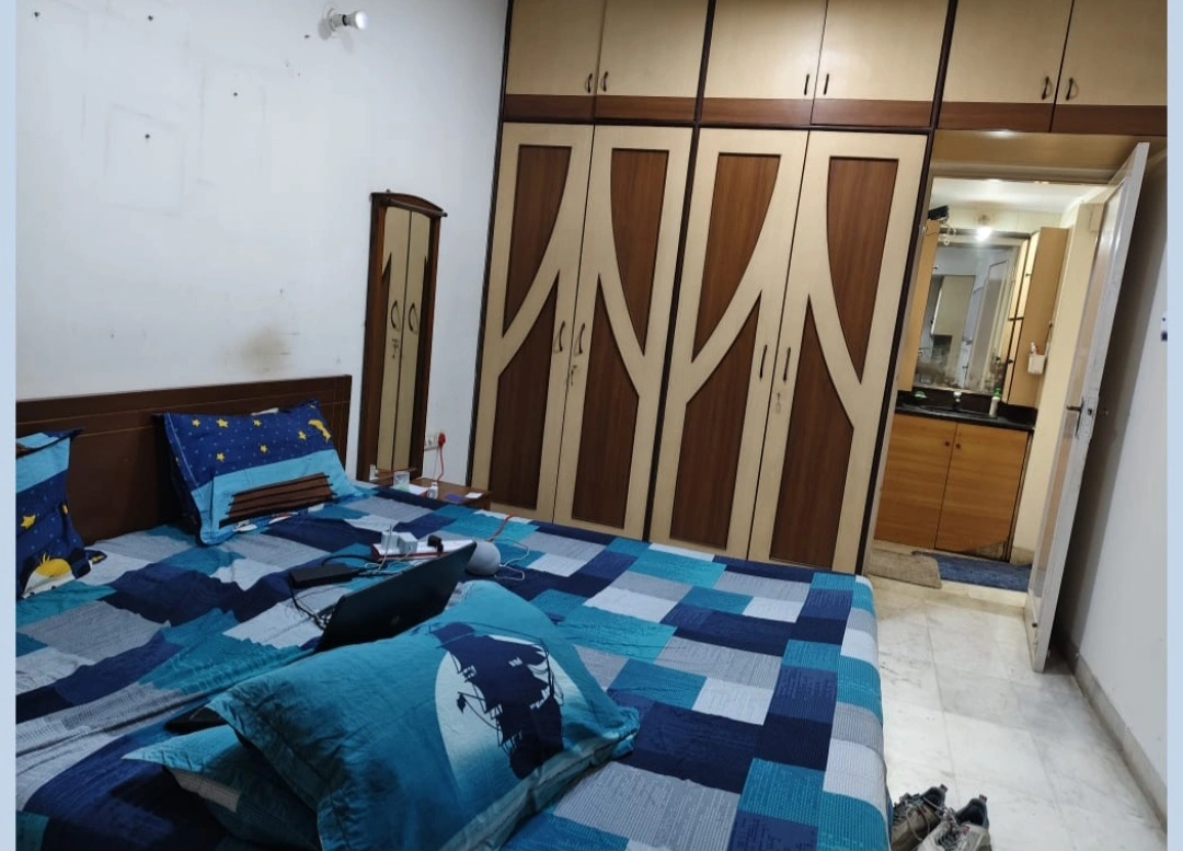1 BHK Flat for rent in Malad West
