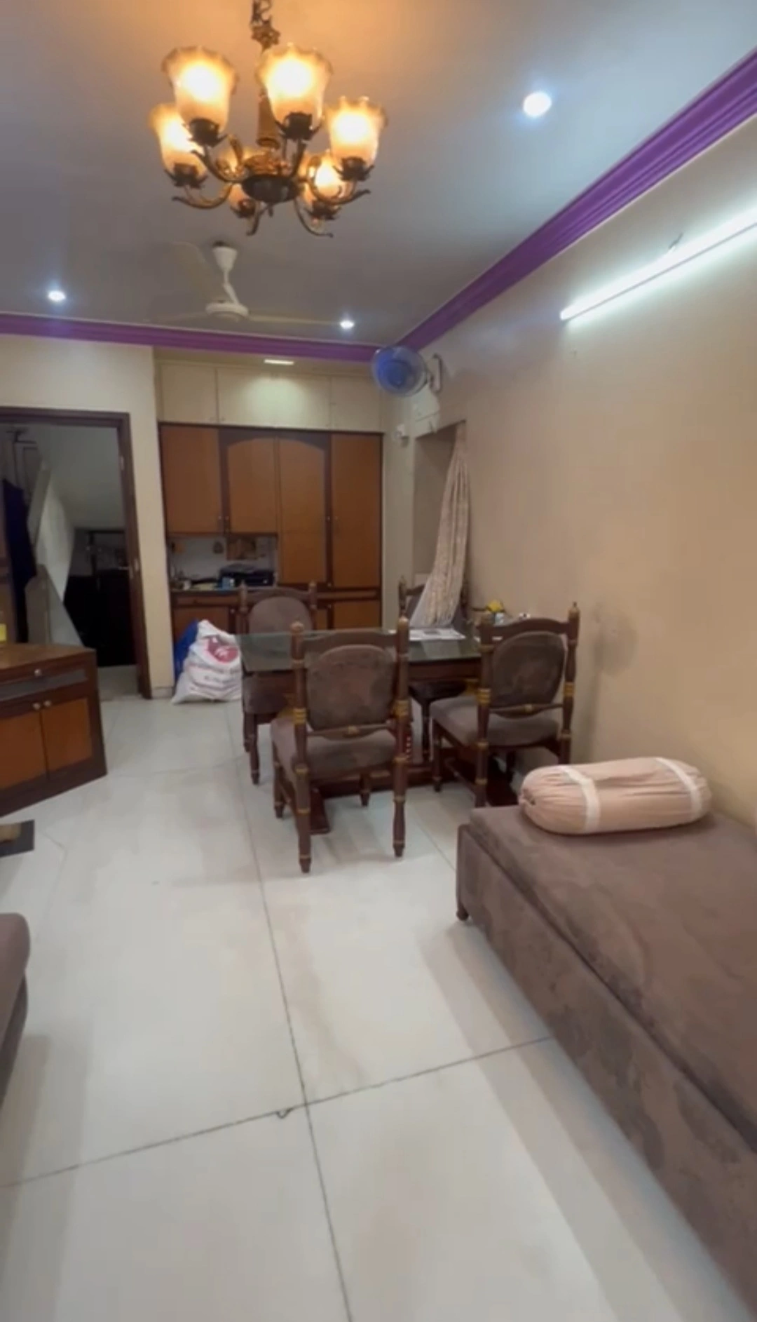2 BHK Flat for rent in Malad West
