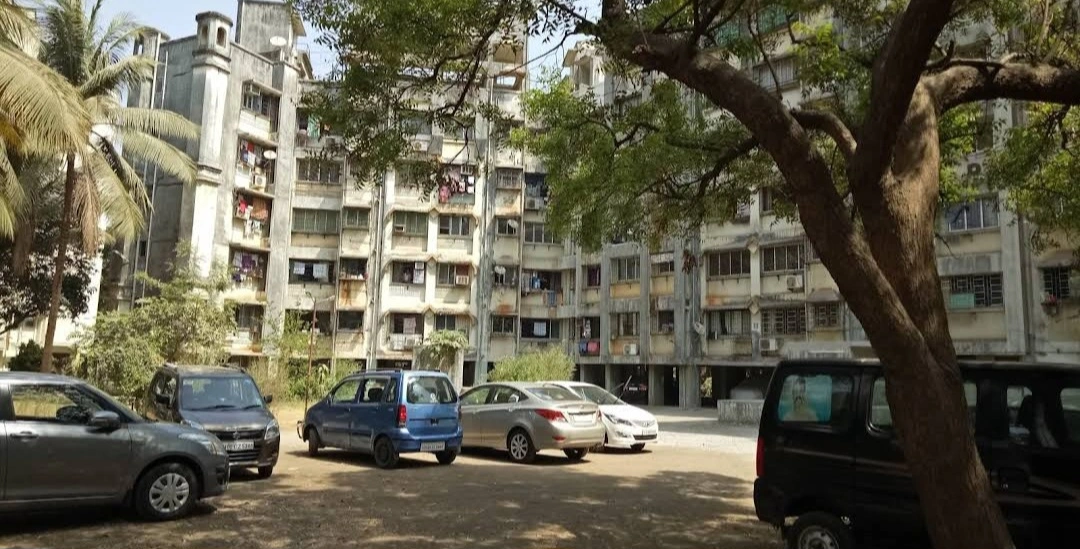 Studio apt Flat for rent in Malad West
