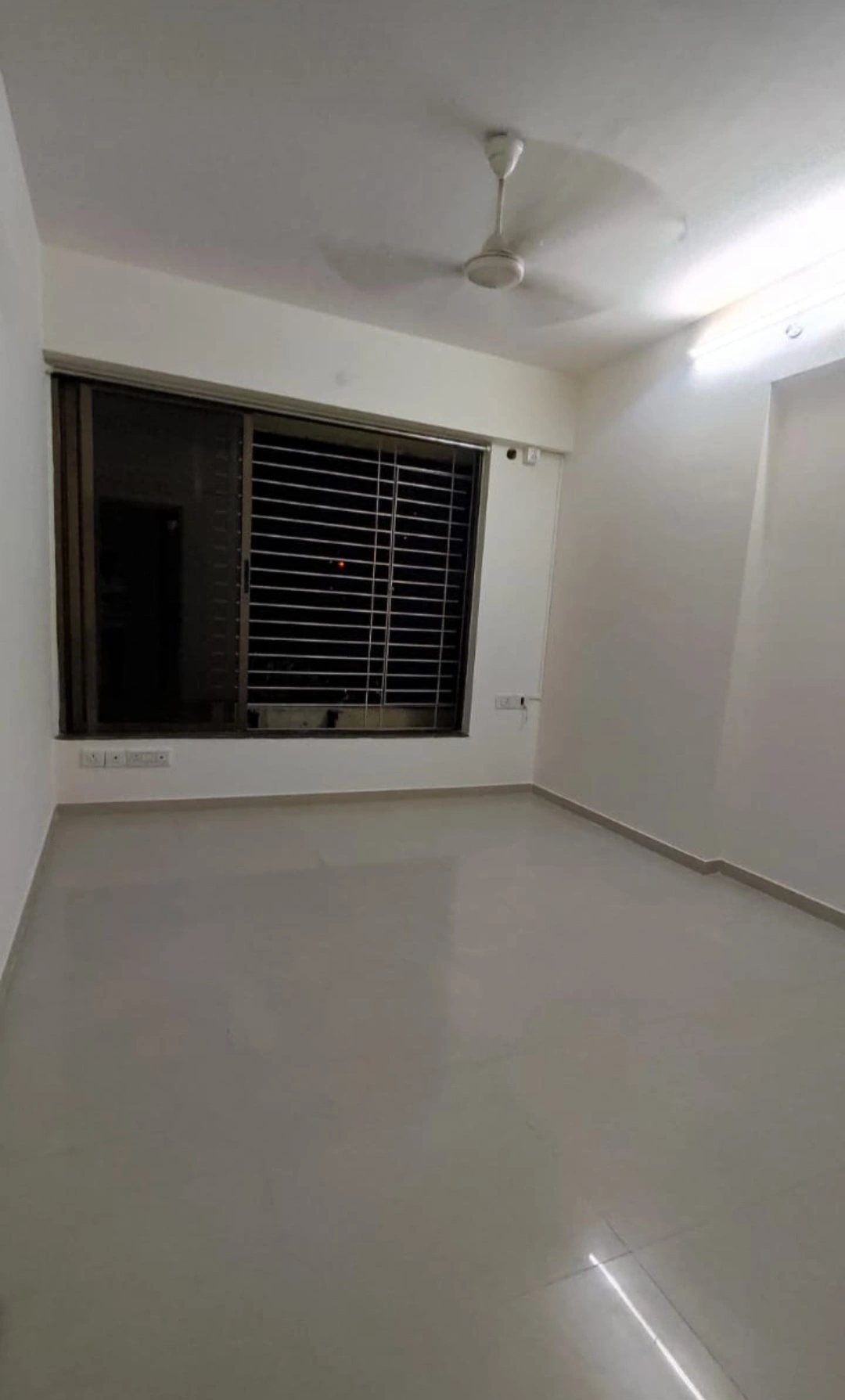 2 BHK Flat for Rent in Malad West