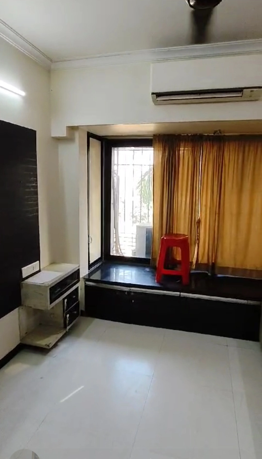 1 BHK Flat for rent in Goregaon West