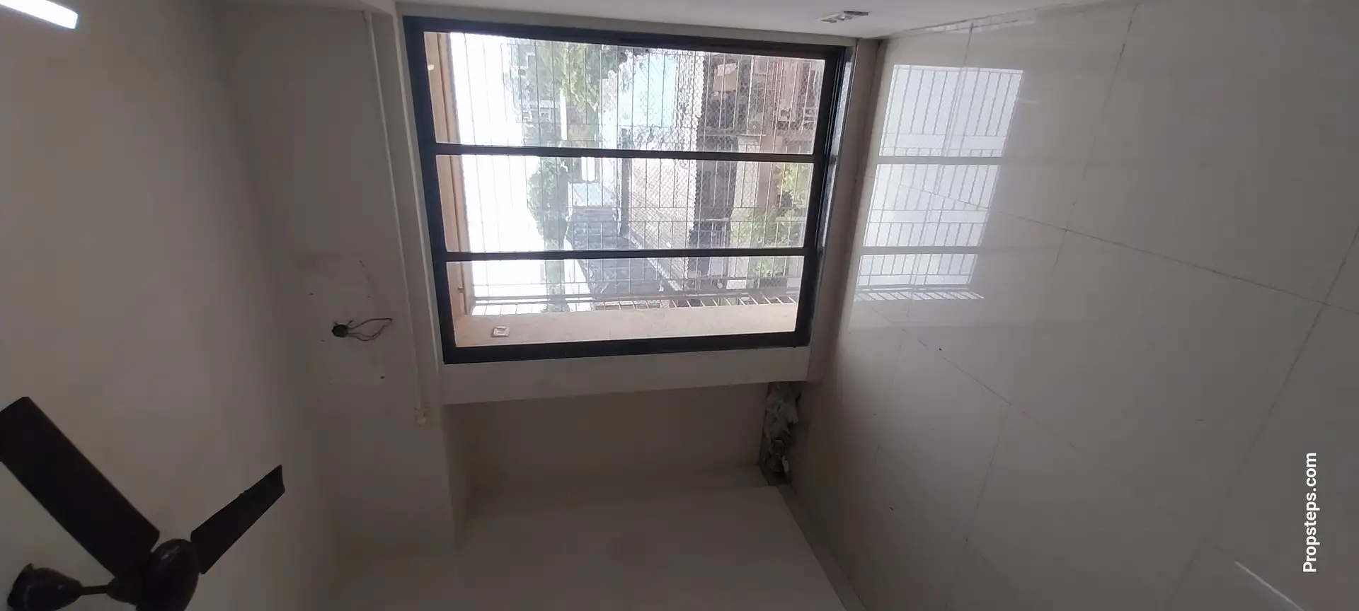 1BHK Flat for Sale in Goregaon West