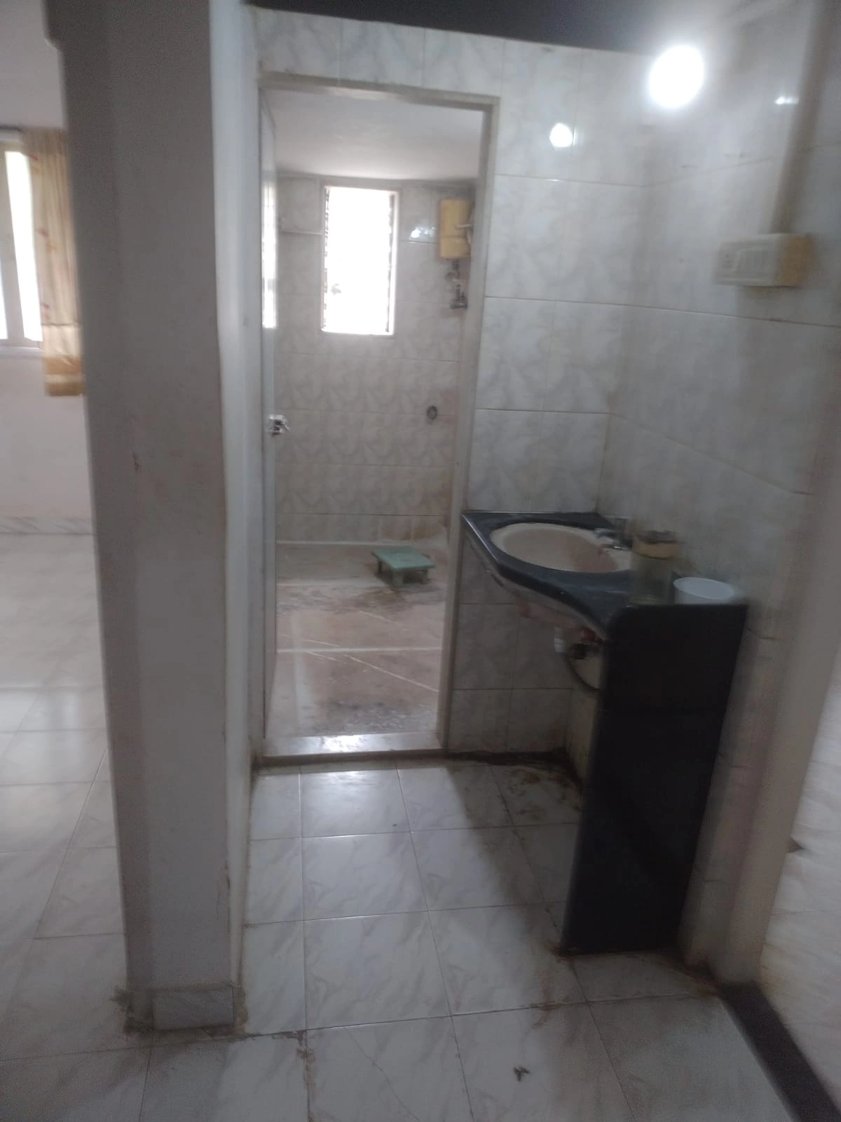 1.5 BHK Flat for rent in Goregaon East