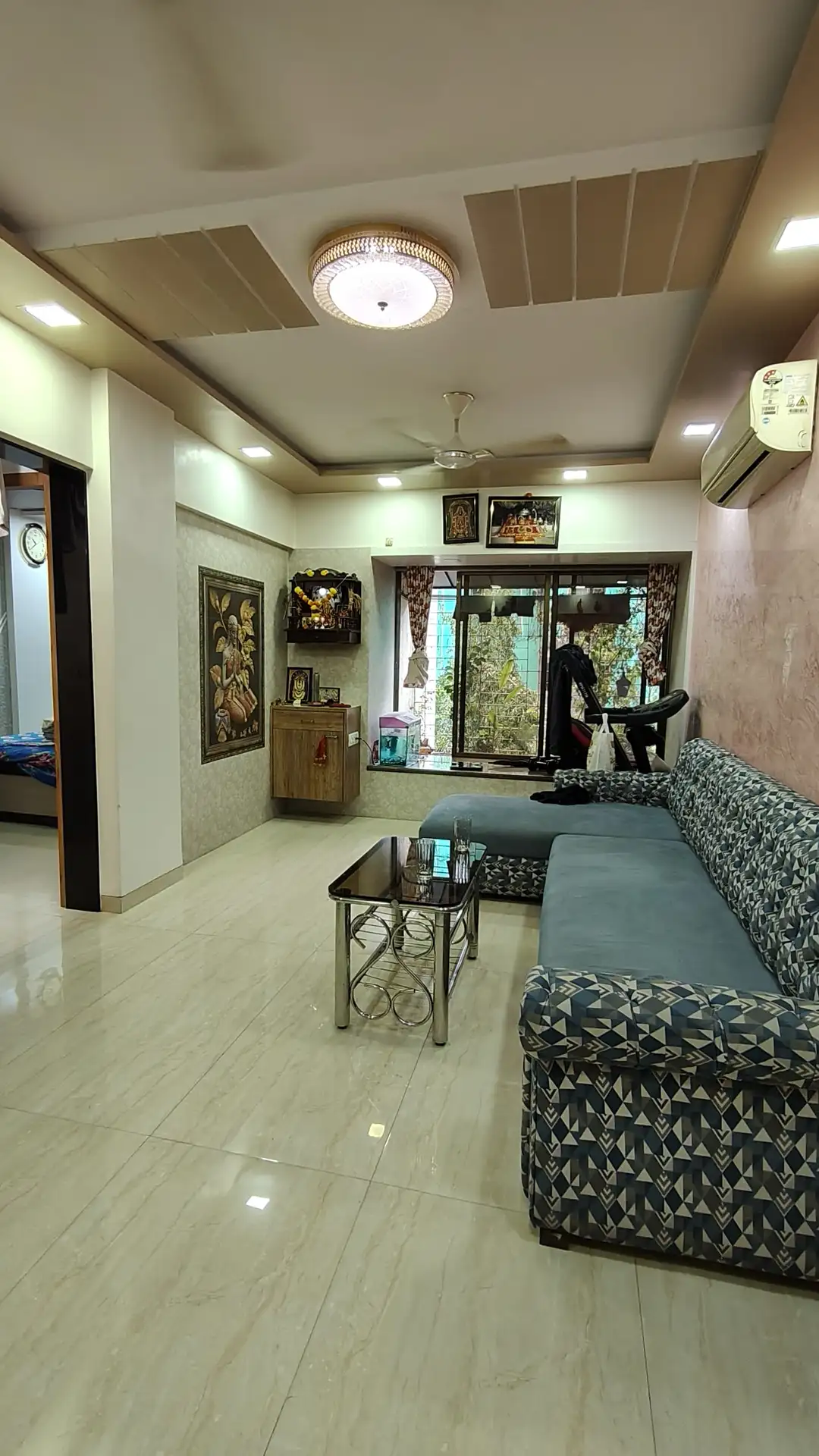 2BHK Flat for Sale in Goregaon East