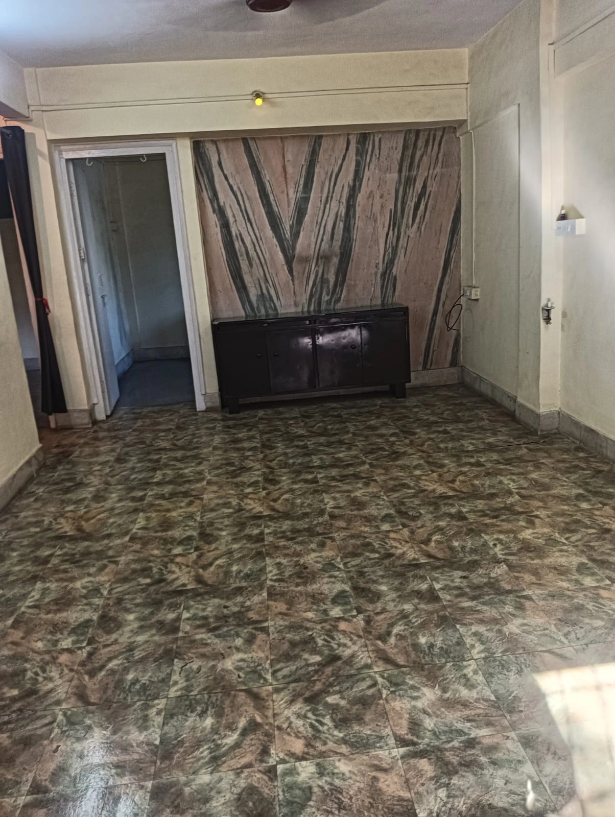 2 BHK Flat for rent in Goregaon East