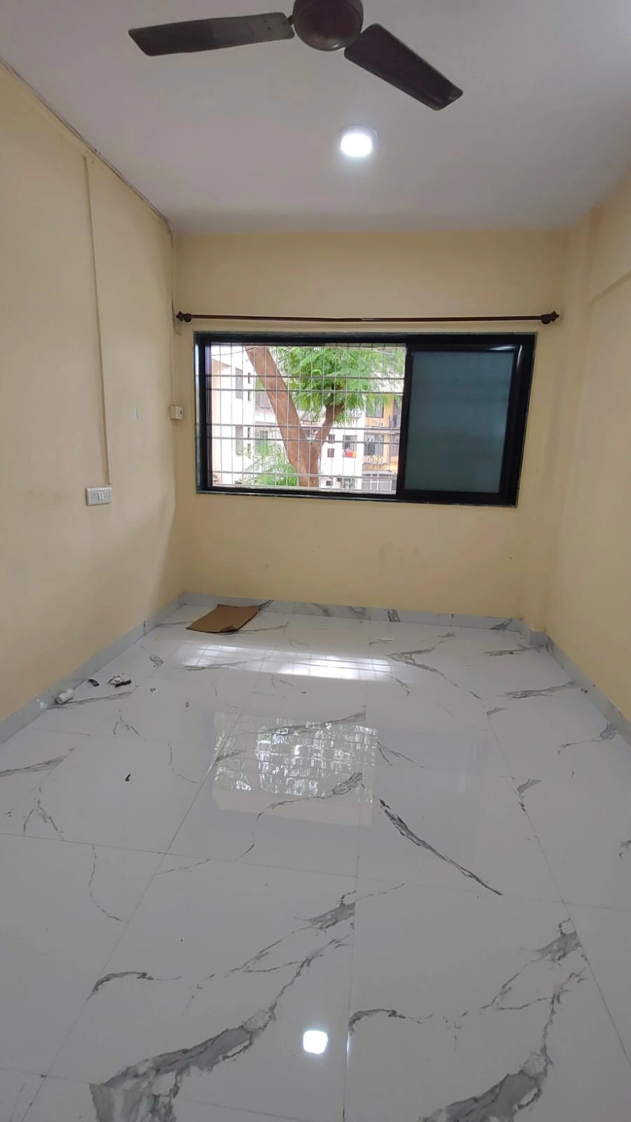1RK Flat for rent in Goregaon East