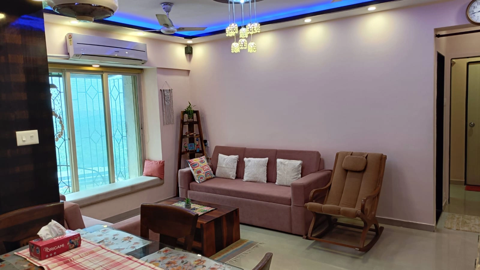 1 BHK Flat for rent in Goregaon East