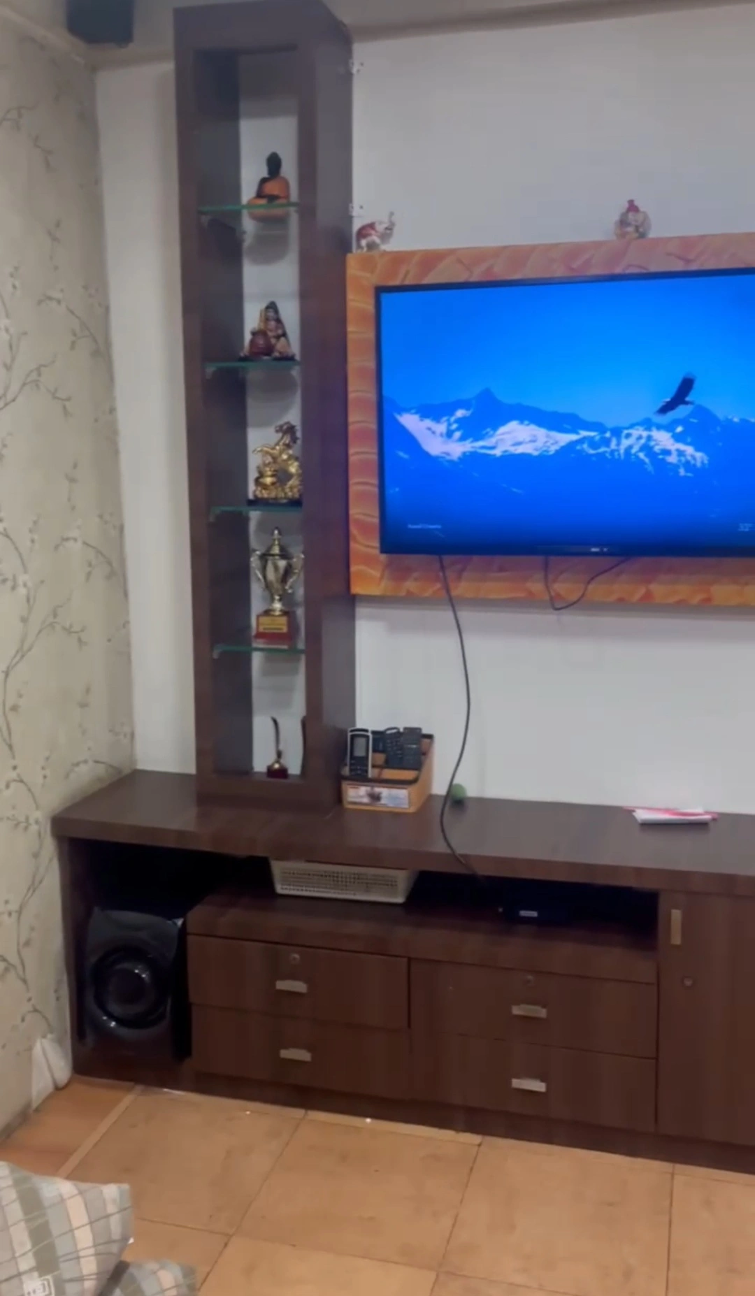 1 BHK Flat for rent in Malad West