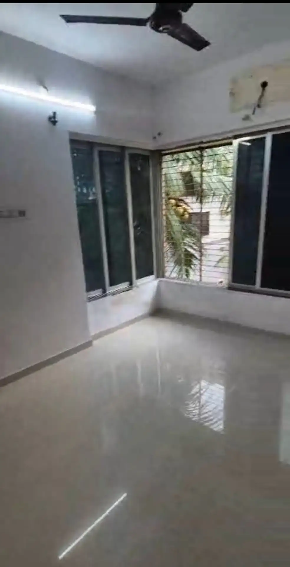 2 BHK Flat for rent in Goregaon West