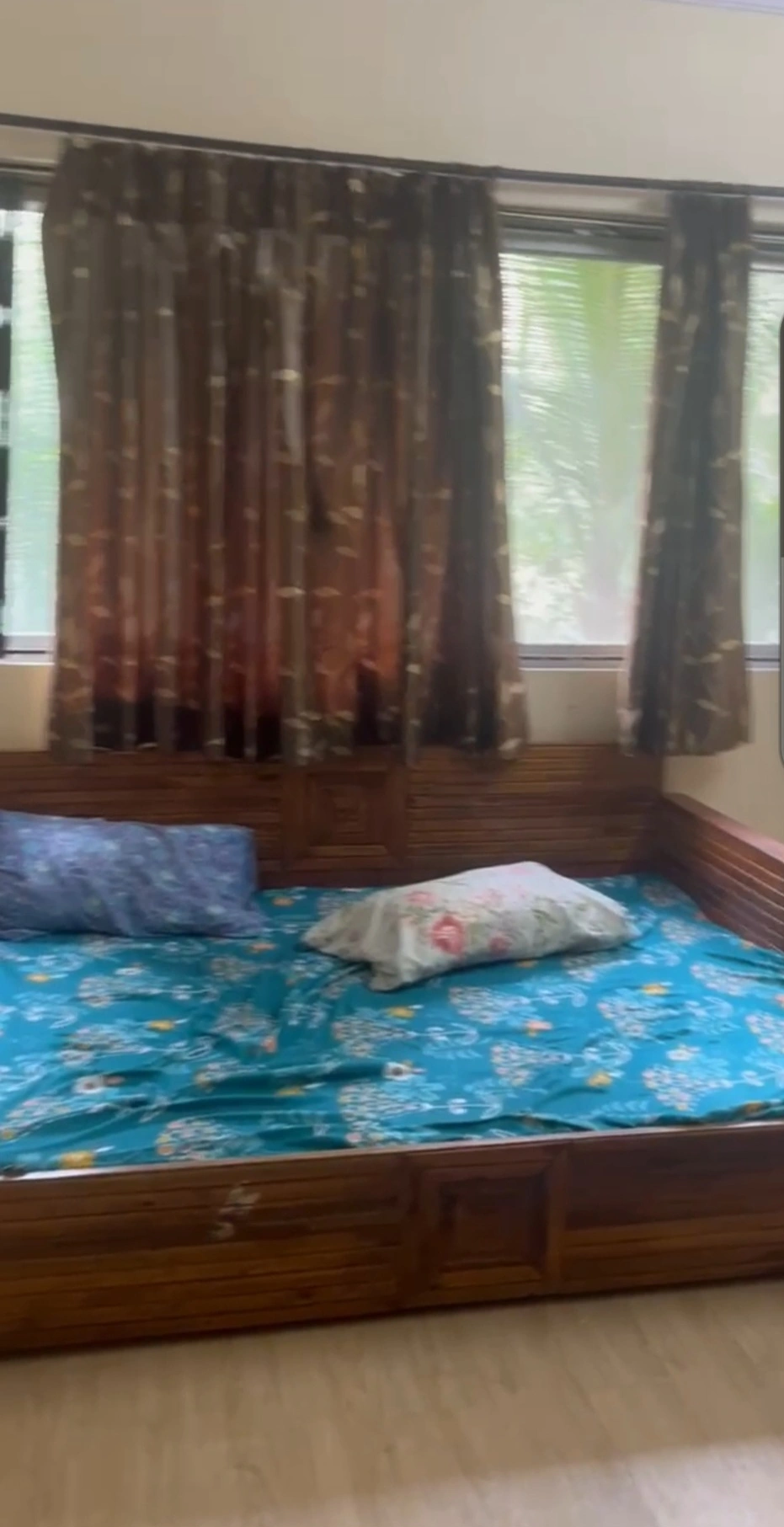 2 BHK Flat for PG in Malad West