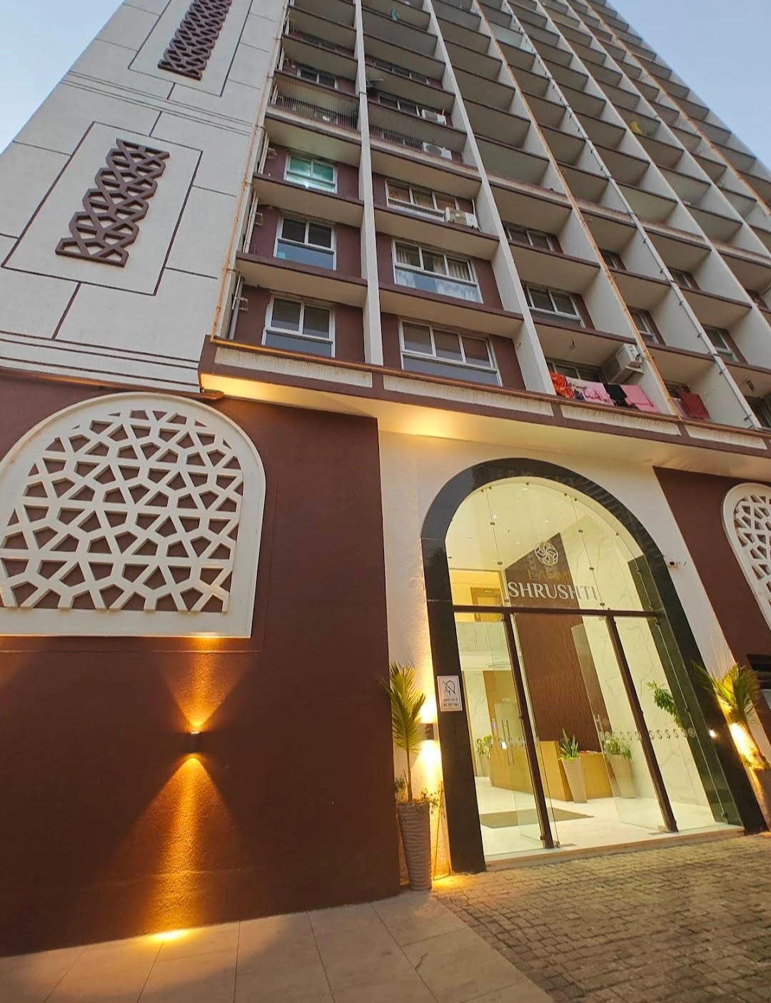2 BHK Flat for rent in Goregaon West