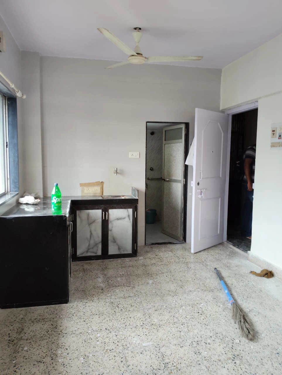 Studio apt Flat for rent in Malad West