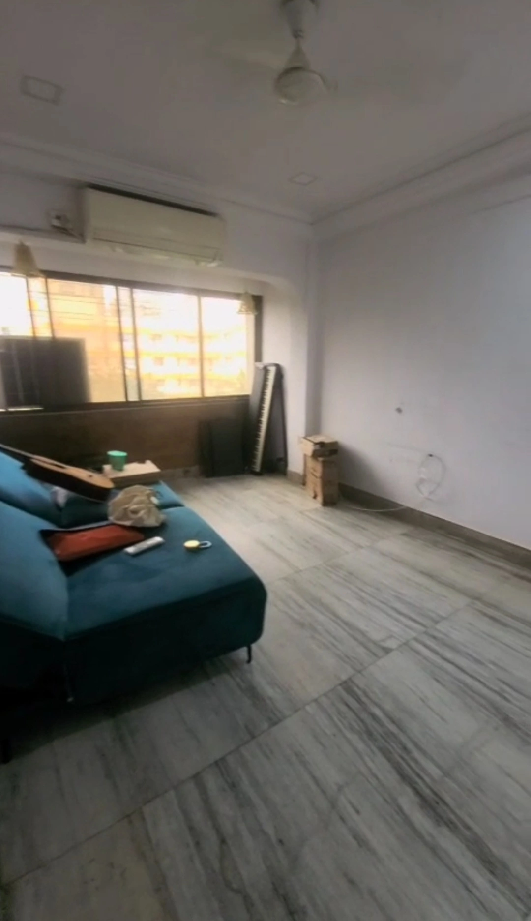 1 BHK Flat for rent in Malad West