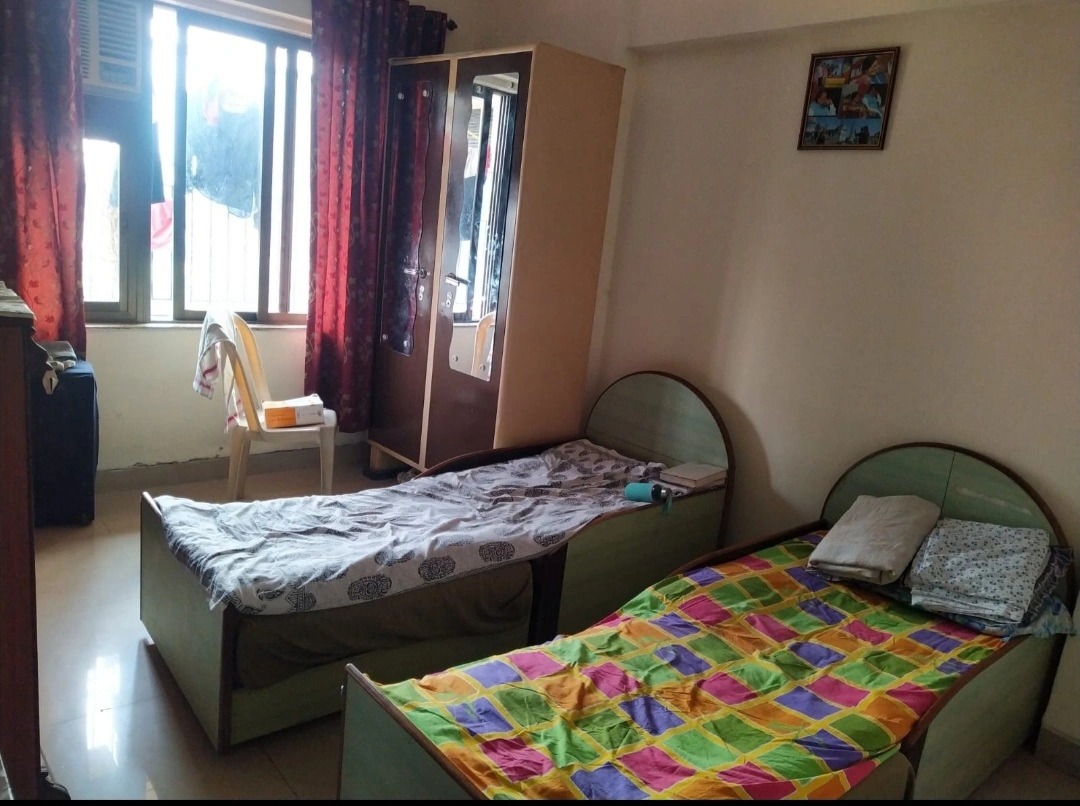 3 BHK Flat for PG in Malad West