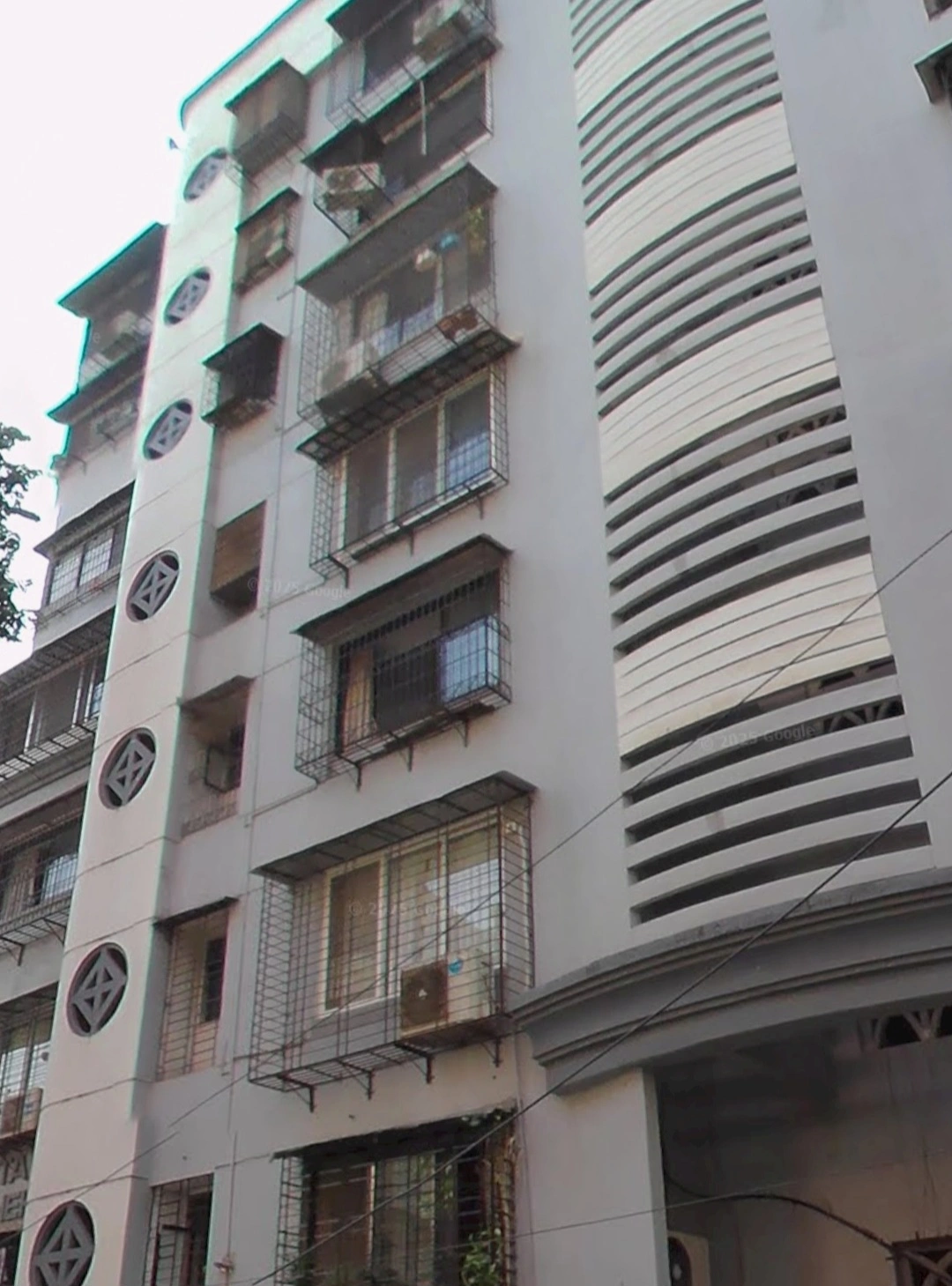 2 BHK Flat for rent in Malad West