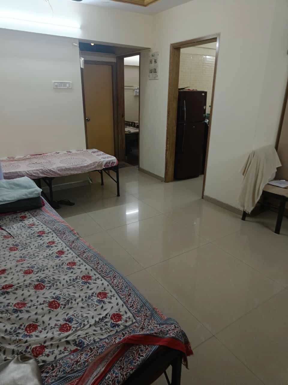 2 BHK Flat for PG in Goregaon West