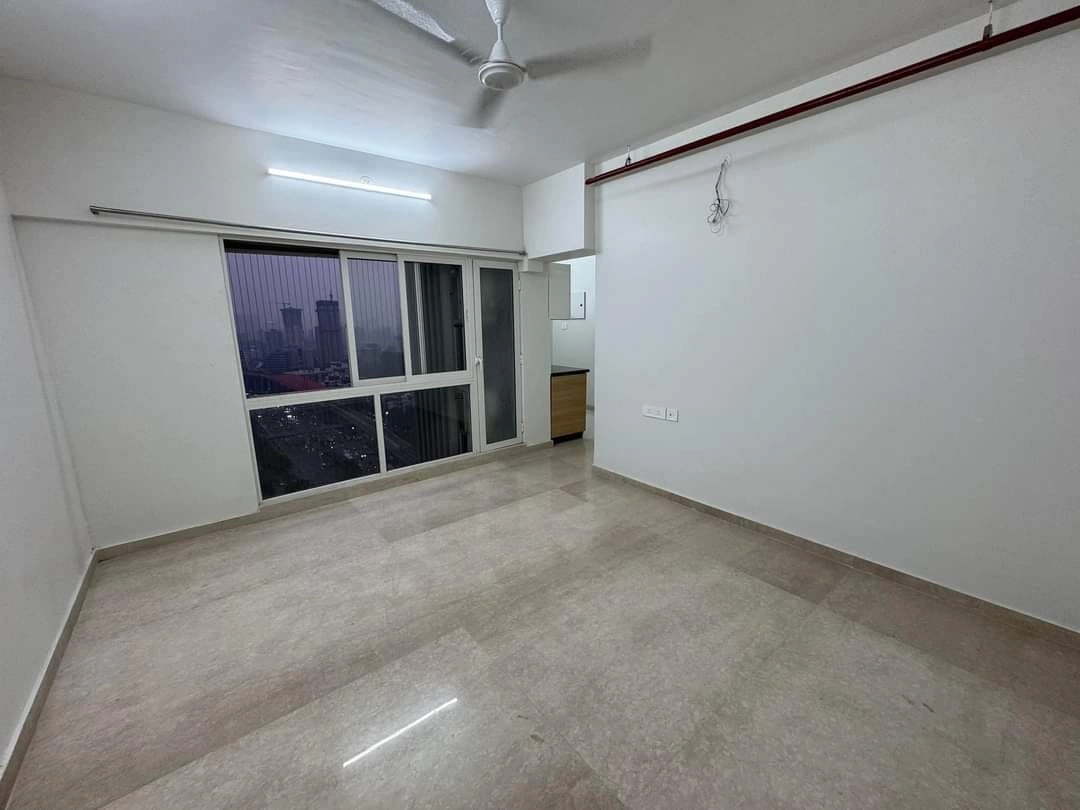 2 BHK Flat for rent in Malad East