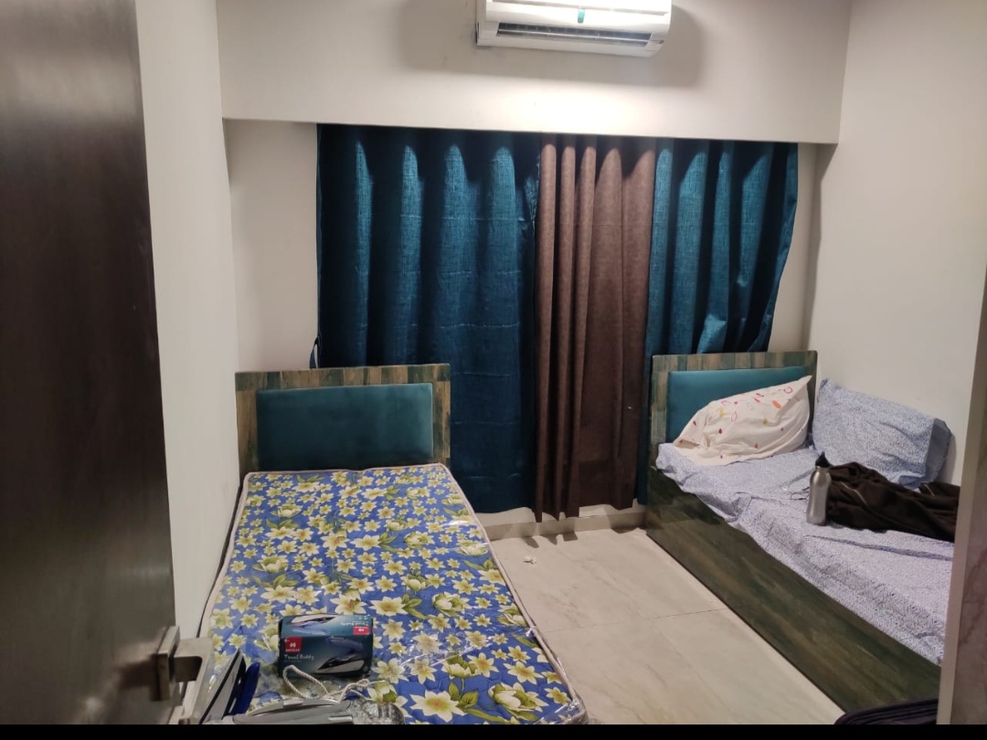 2 BHK Flat for PG in Goregaon East