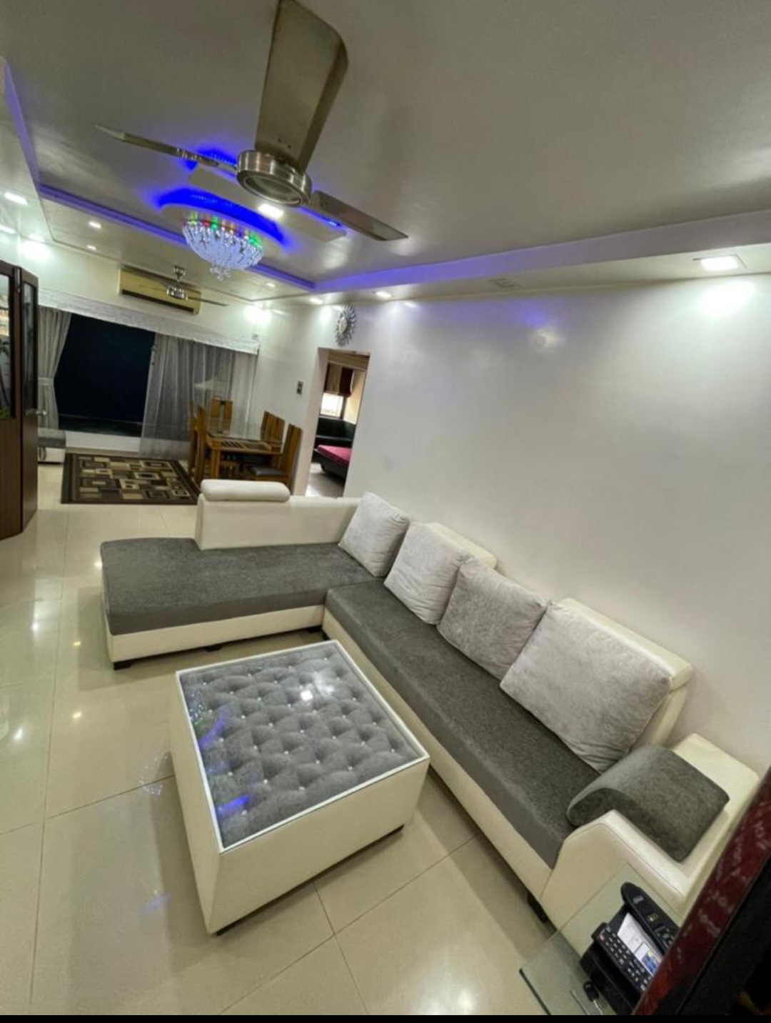 2 BHK Flat for rent in Goregaon West