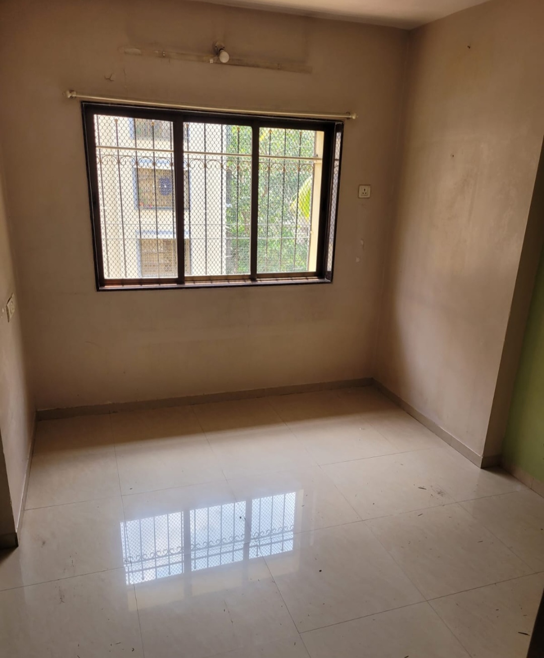 2 BHK Flat for rent in Goregaon West