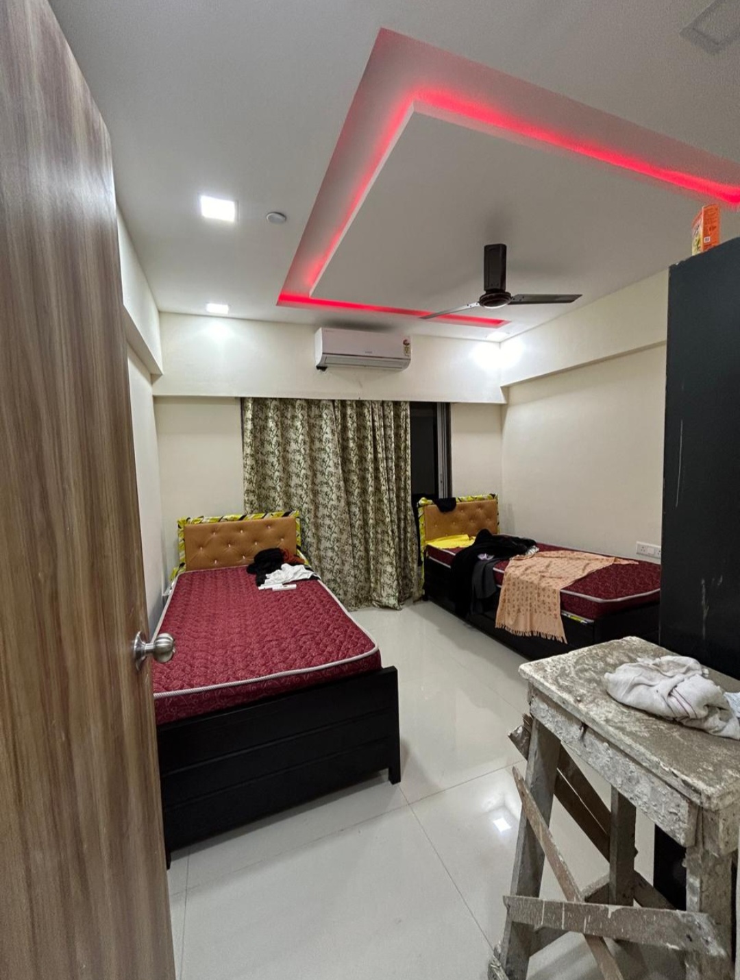 2 BHK Flat for PG in Goregaon East