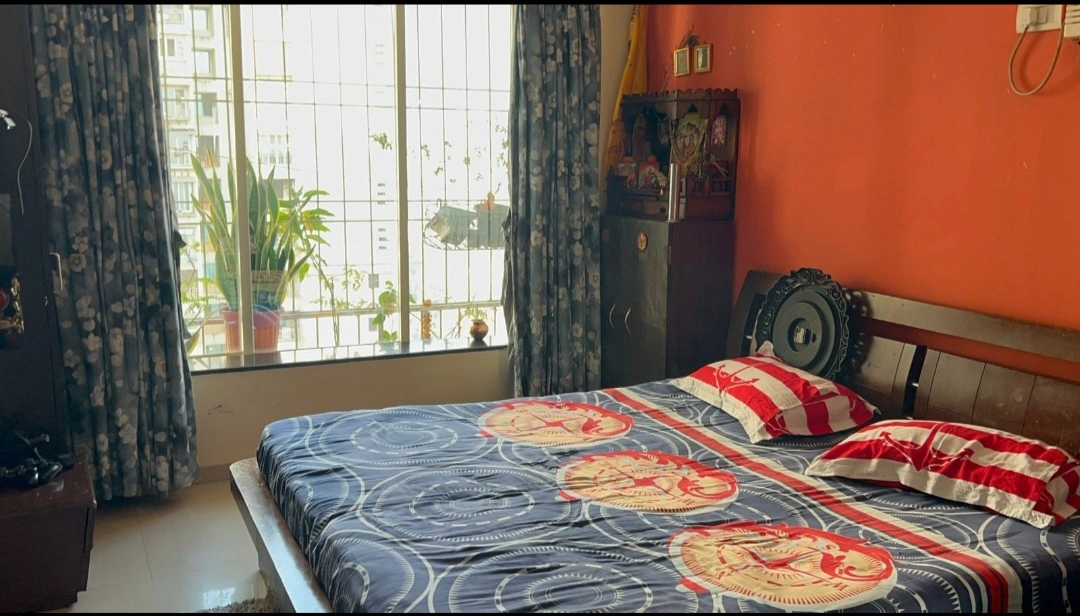 2.5 BHK Flat for rent in Goregaon West