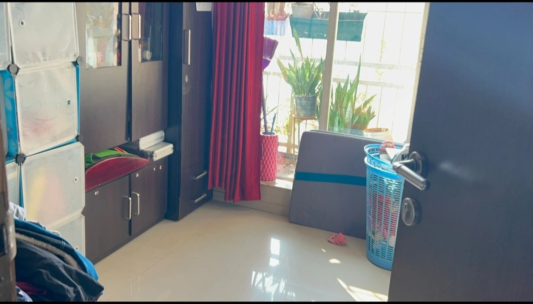 2.5 BHK Flat for rent in Goregaon West