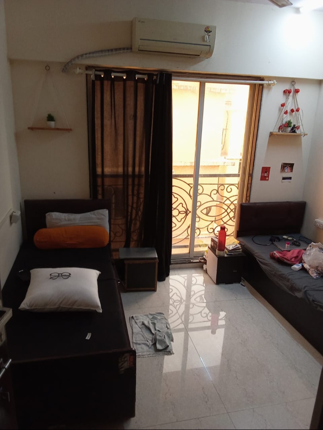 Double Sharing Room Boys only Flat for PG in Divya Stuti Apartment , Goregaon East