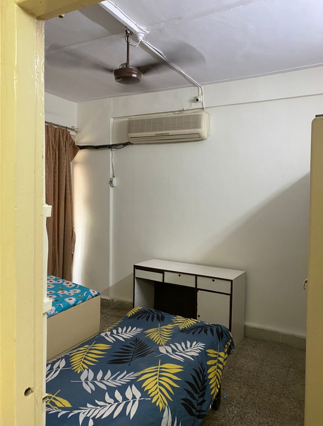 Double Sharing Room Girls only Flat for PG in Juhu House, Andheri West