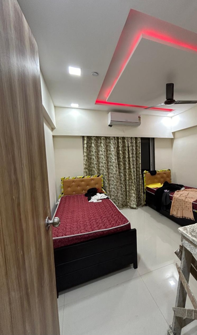 Double Sharing Room Girls only Flat for PG in Avant Hillway Tower, Goregaon East