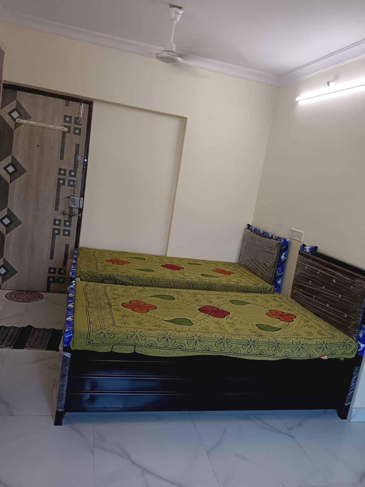 Triple Sharing Room Girls only Flat for PG in Sheetal dGS, Goregaon East