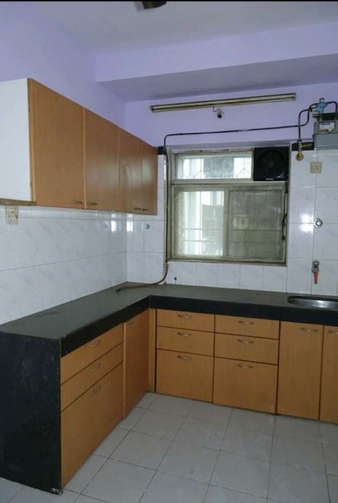 2 BHK Flat for Rent in Dheeraj Valley Complex, Goregaon East