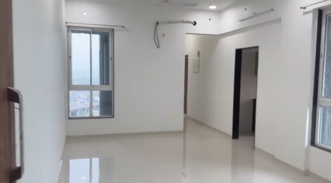 2 BHK Flat for Rent in Atlantis Tower, Malad West