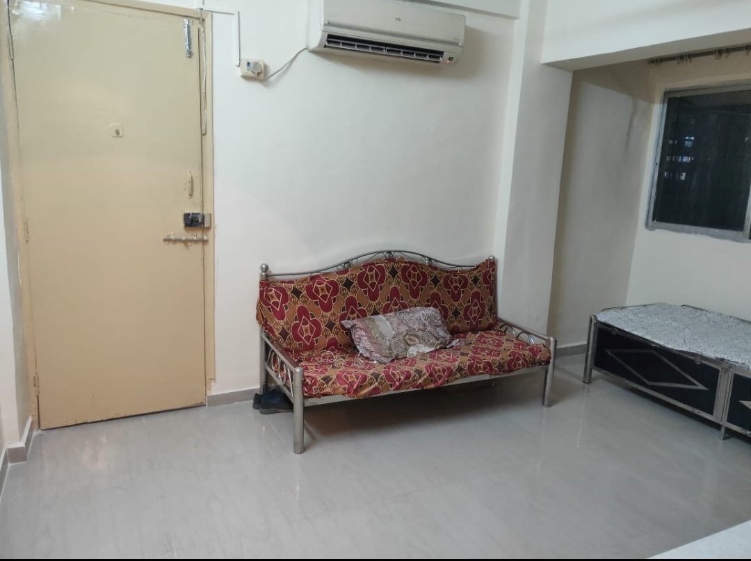 1 BHK Flat for Rent in Neel Kamal Society, Malad West