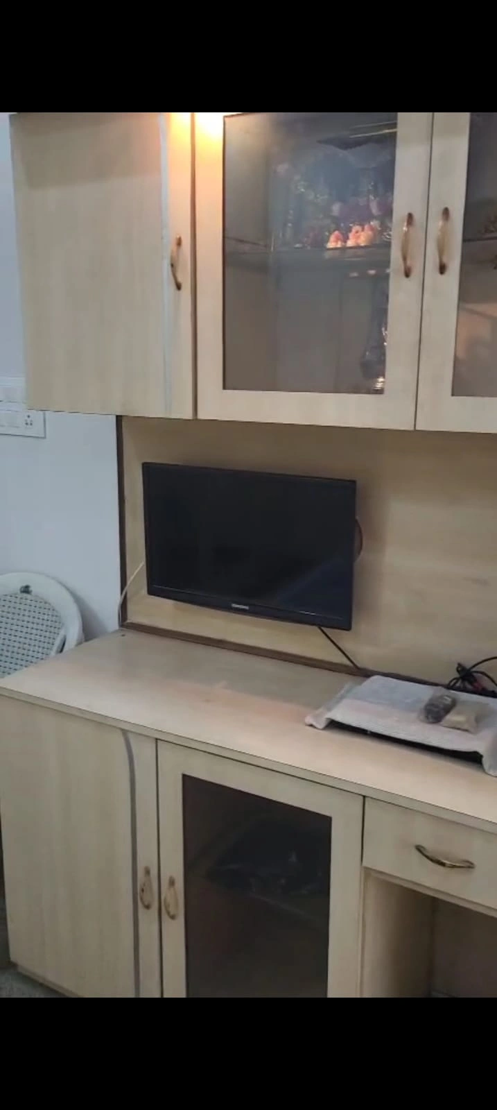 2 BHK Flat for Rent in Dheeraj Pooja, Malad West