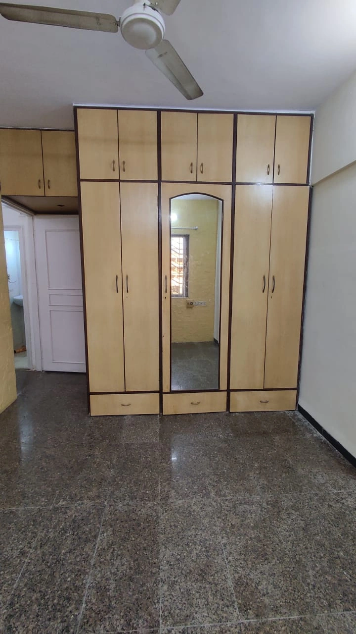1 BHK Flat for Rent in Dheeraj Kriti, Malad West