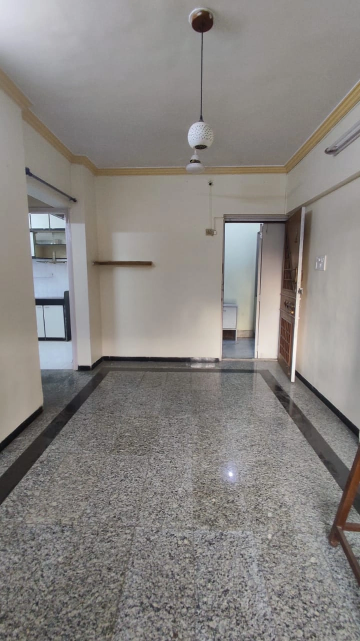 1 BHK Flat for Rent in Dheeraj Kriti Society, Malad West