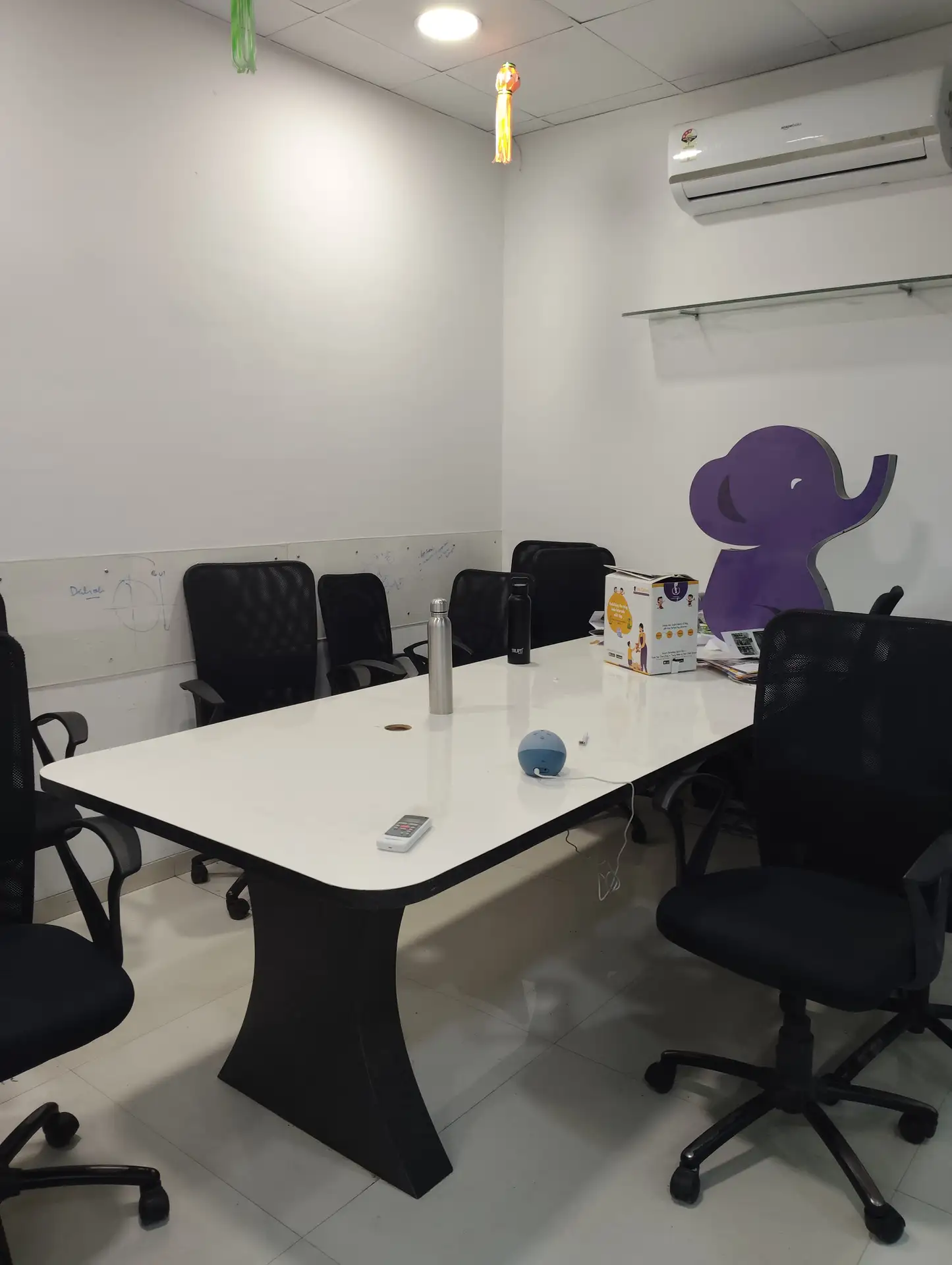 Commercial Office for Rent in Palm Spring, Malad West