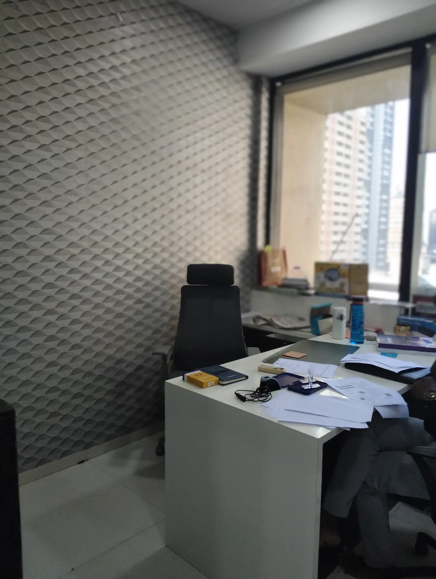 Commercial Office for Rent in Palm Spring, Malad West