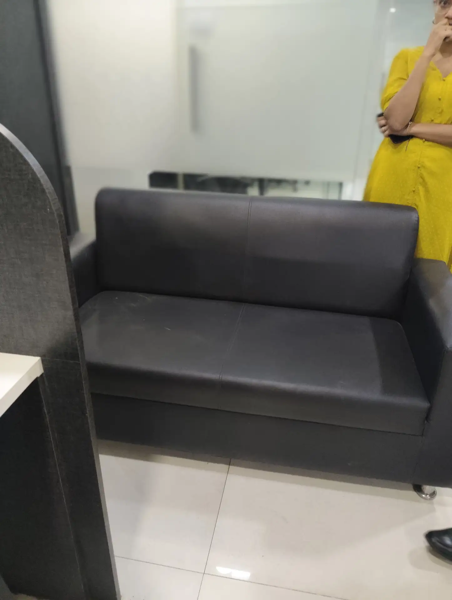 Commercial Office for Rent in Palm Spring, Malad West