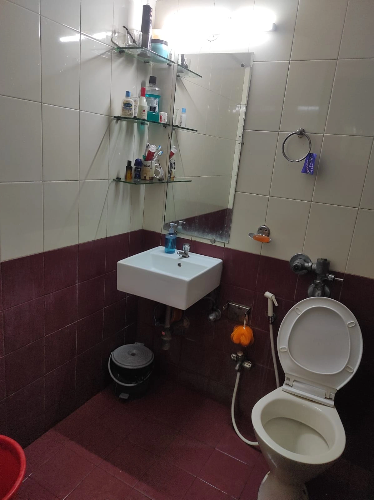 2 BHK Flat for Rent in Mahindra Gesco, Goregaon West