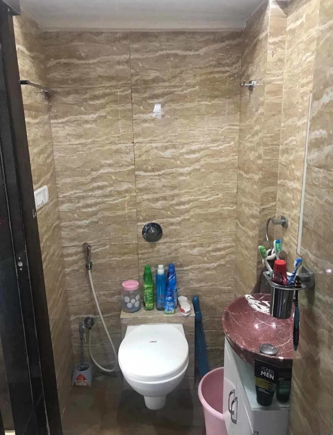 2 BHK Flat for Rent in Sethia Sea View, Goregaon West