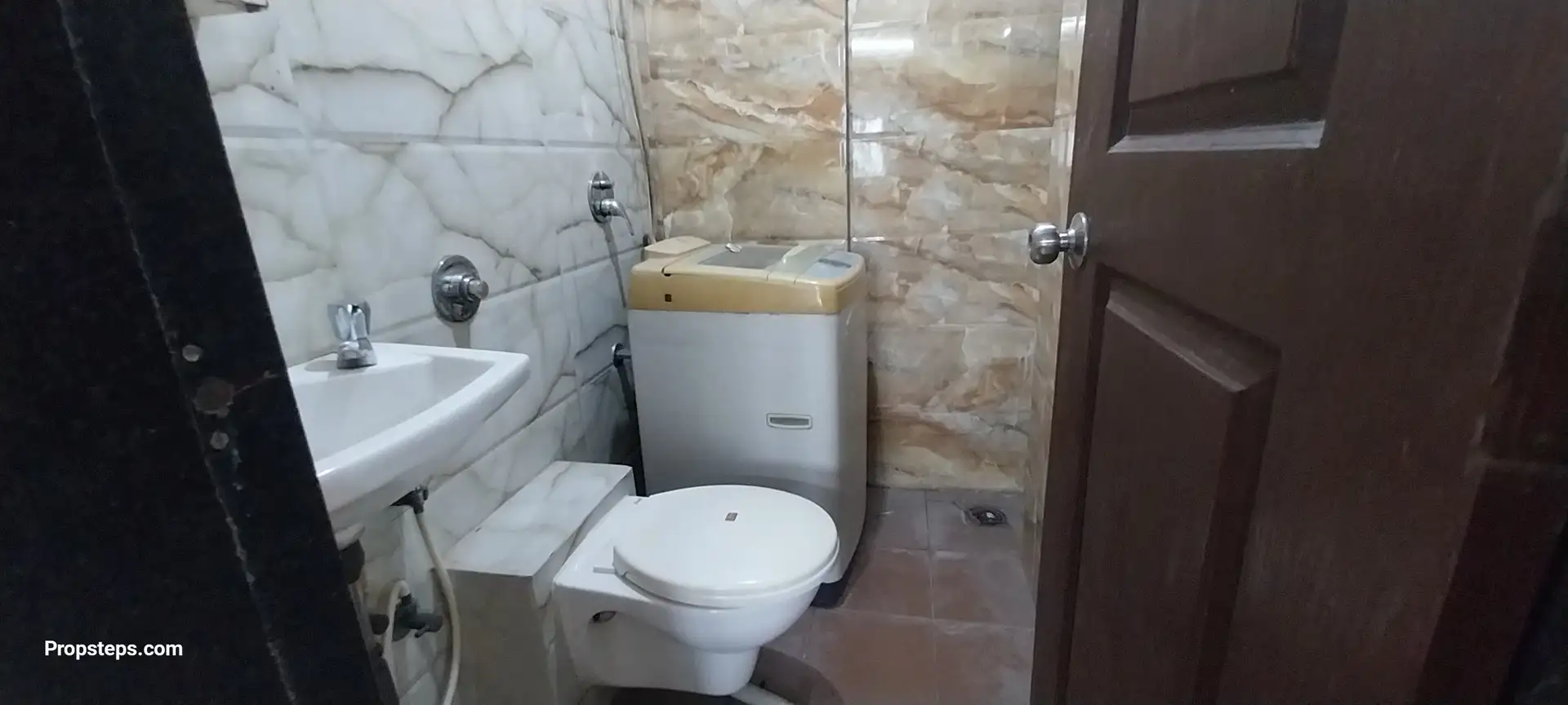 1 BHK Flat for Rent in Sethia Sea View, Goregaon West