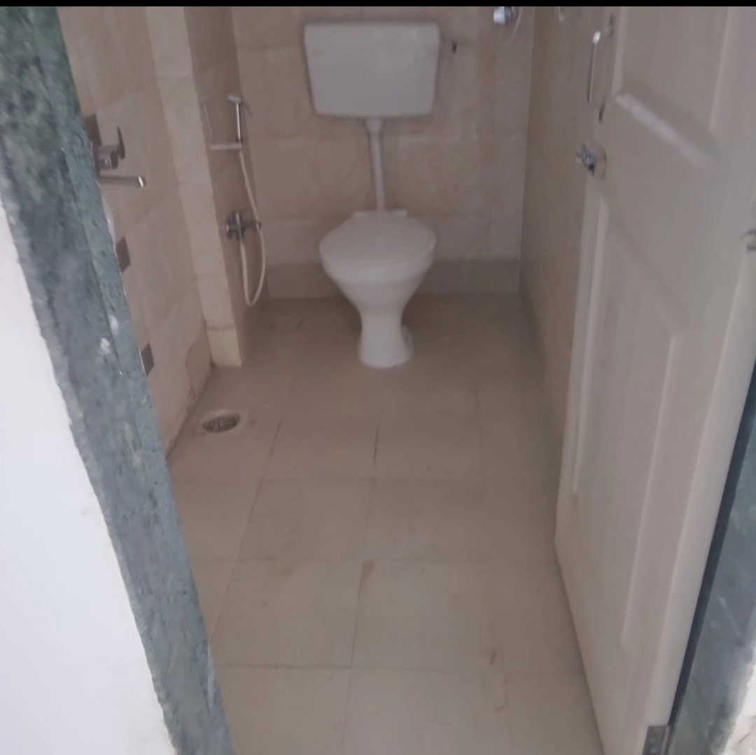 2 BHK Flat for Rent in Mann Niketan Society, Malad West